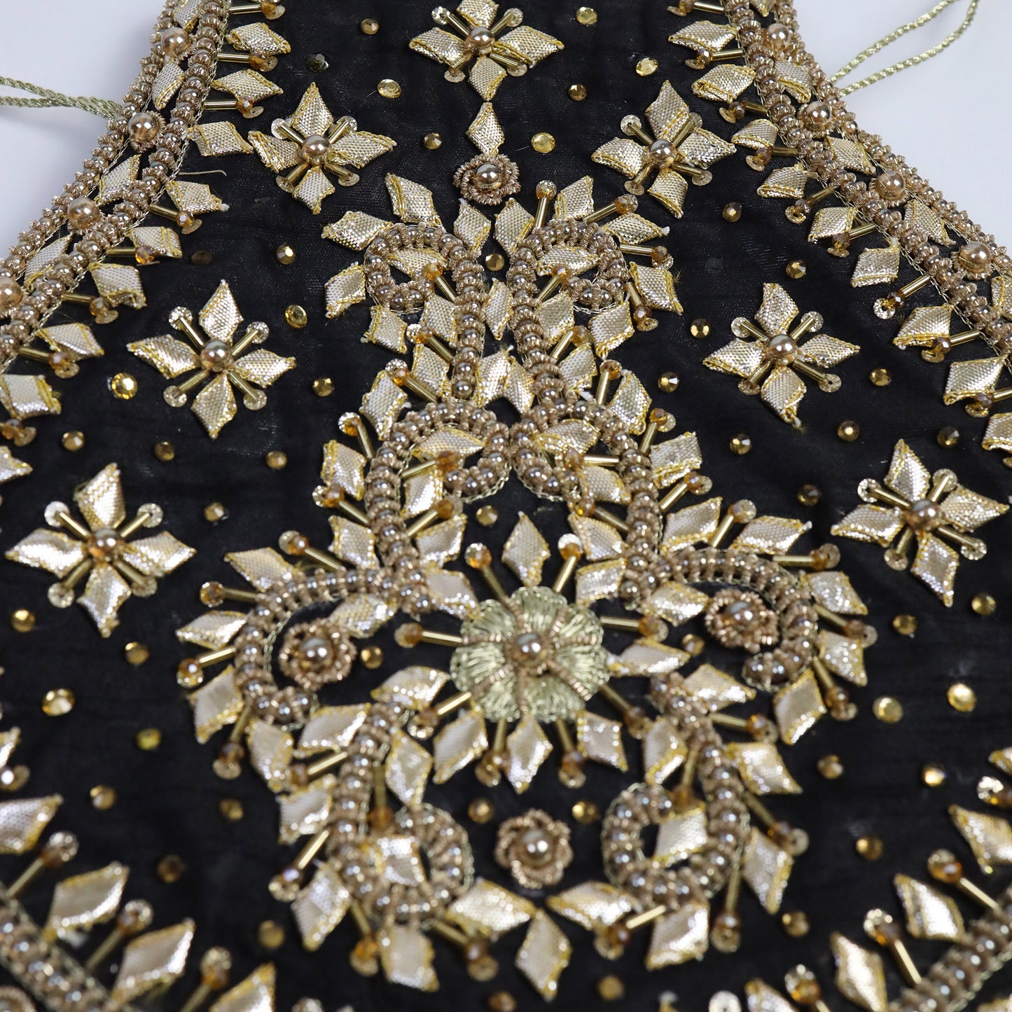 Naqsh-o-Nigar-001